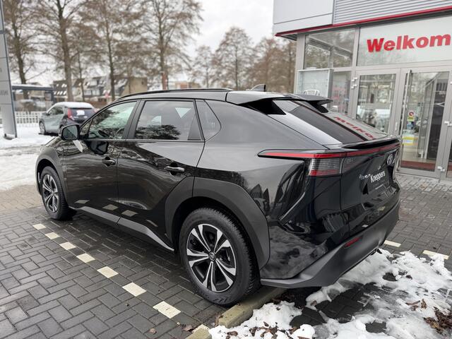 Toyota bZ4X Dynamic 71 kWh | GEEN AFLEVERKOSTEN | 360 Camera, Parkeersensoren, Elektrische achterklep