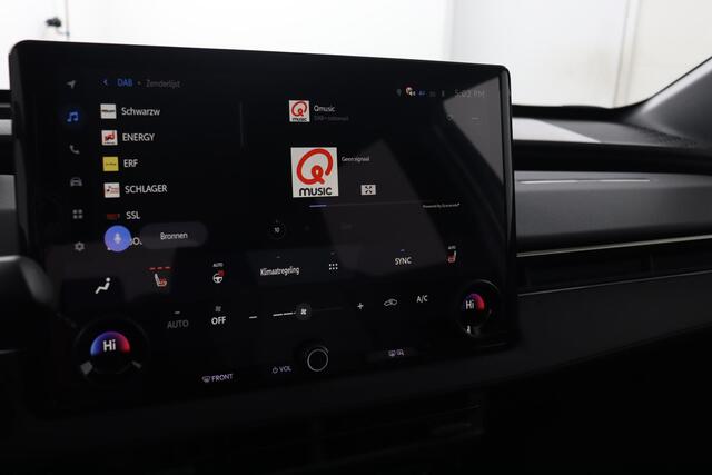 Toyota bZ4X Dynamic 73 kWh | Apple Carplay/Android Auto | Stoel/Stuurverwarming | 360Camera | Elektrische Achterklep |
