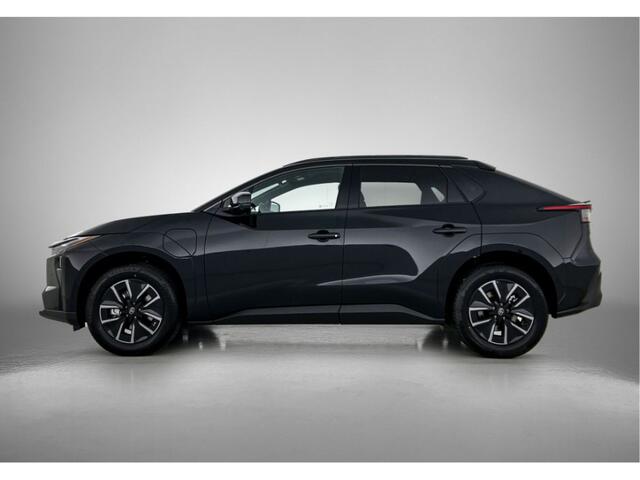 Toyota bZ4X Dynamic 73 kWh | DEMO | Navigatie | Stoel en stuurverwarming | PDC | ACC | All Season |