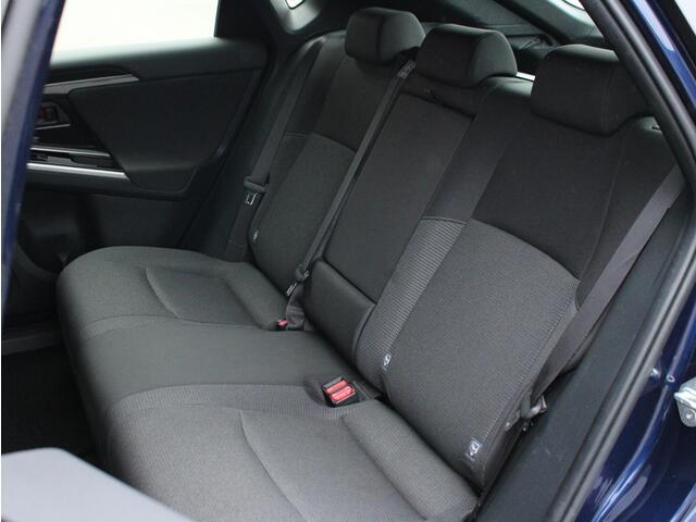 Toyota bZ4X Business 71 kWh Trekhaak, Adaptieve Cruise en Climate Control, Carplay/Android Auto, Achteruitrijcamera