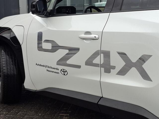 Toyota bZ4X Executive 73 kWh | Vol-leder | JBL-premium audio | Stoelventilatie | 22kW On-board charger | Infra-rood beenverwarming |