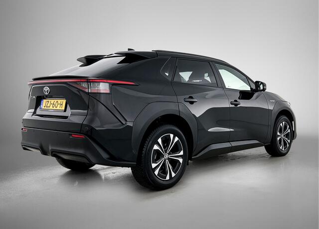 Toyota bZ4X Dynamic 71 kWh | Stoelverwarming | Stuurwielverwarming |