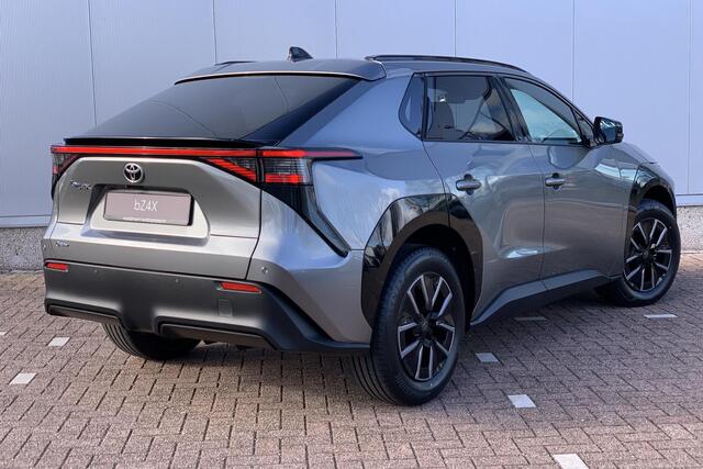 Toyota bZ4X Dynamic 73 kWh | 360 Camera | Apple Carplay | Keyless | Stoel- en Stuurverwarming | Elektrische Bestuurderstoel