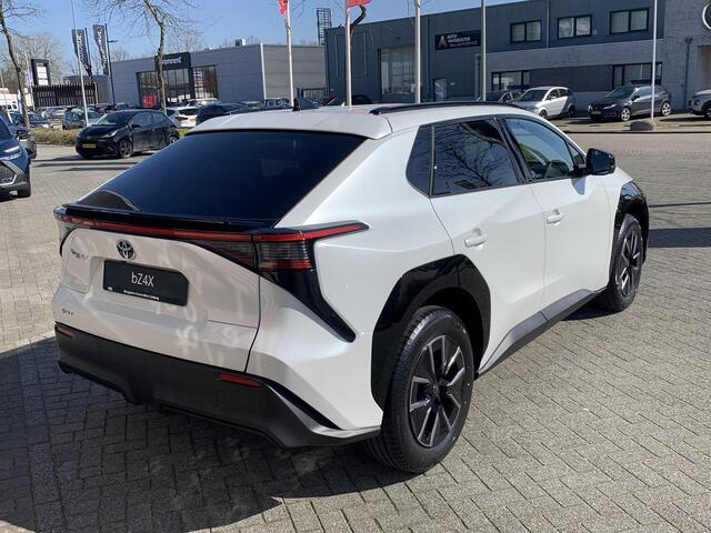 Toyota bZ4X Dynamic 73 kWh EXTRA INRUILVOORDEEL ¤ 2.000,--