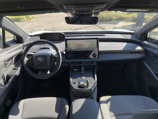 Toyota bZ4X Dynamic 73 kWh EXTRA INRUILVOORDEEL ¤ 2.000,--