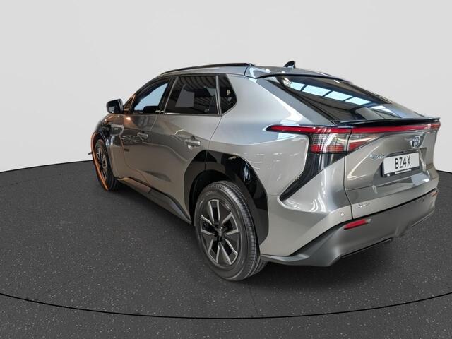 Toyota bZ4X Dynamic 73 kWh EXTRA INRUILVOORDEEL ¤ 2.000,--