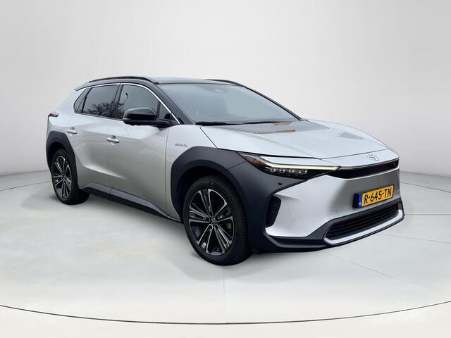 Toyota bZ4X Launch Edition Premium 71 kWh | Panoramadak | Lederen bekleding | Stoelverwarming