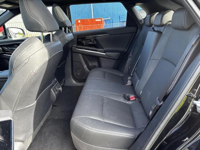 Toyota bZ4X Premium 4WD 71 kWh 3 FASE MEEST LUXE 4WD ALLE OPTIES!!!! TREKHAAK! ORG NL EERSTE EIGENAAR BTW!!!