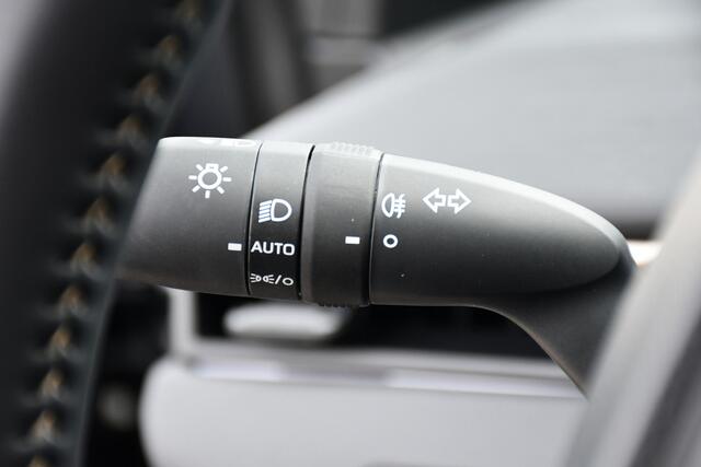 Toyota bZ4X Touring Dynamic 75 kWh 227pk | Rondomzicht camera | Warmtepomp | Elektrisch bedienbare achterklep |