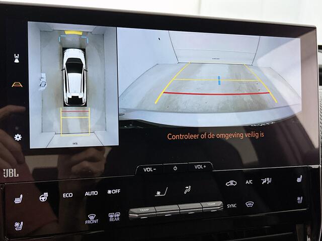 Toyota bZ4X Premium 4WD 71 kWh | BTW voertuig | Trekhaak afneembaar | Panoramadak | JBL | 360 Camera | Dodehoek detectie | Stoelventilatie | Stoel+stuurverwarming + achterbank | Parkeersensoren voor+achter met assistent |