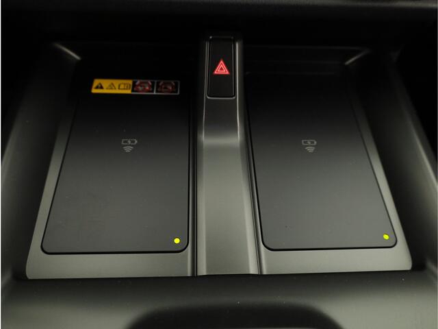 Toyota bZ4X Touring Executive AWD 75 kWh | Direct leverbaar! | 20" Lichtmetalen Velgen |