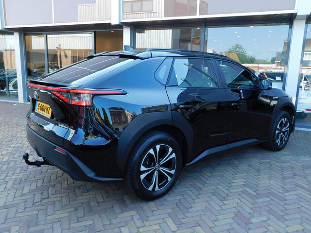 Toyota bZ4X Active 71 kWh 3-Fase | Trekhaak