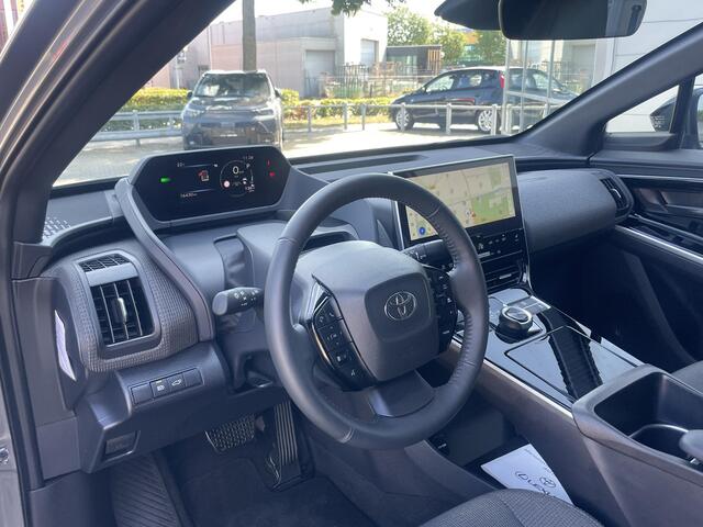 Toyota bZ4X Dynamic 71 kWh All seasonbanden