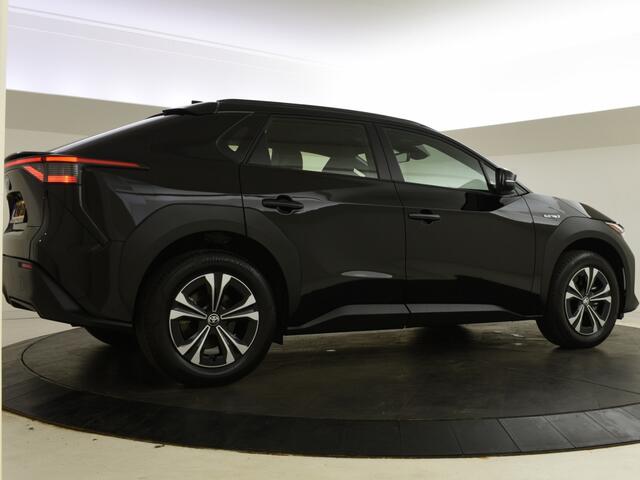 Toyota bZ4X Business 71 kWh 3 Fase | Adapt. cruise | Carplay/AndroidAuto
