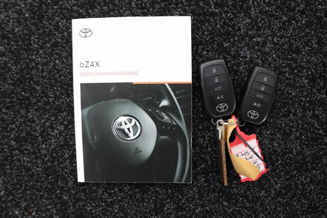 Toyota bZ4X Premium 71 kWh | elektrisch verstelb. bestuurdersstoel | Stoel/Stuurverwarming | SOH 97% |