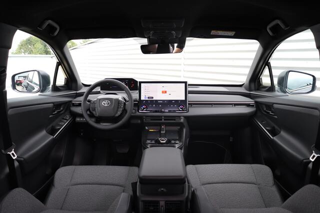 Toyota bZ4X Dynamic 73 kWh, Leverbaar in 2026 Apple Carplay/Android Auto, Inruilpremie €1.500!