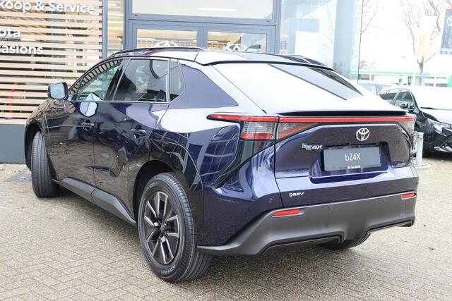 Toyota bZ4X Dynamic 73 kWh, VERWACHT, in november leverbaar met €1.500,- inruilpremie!!