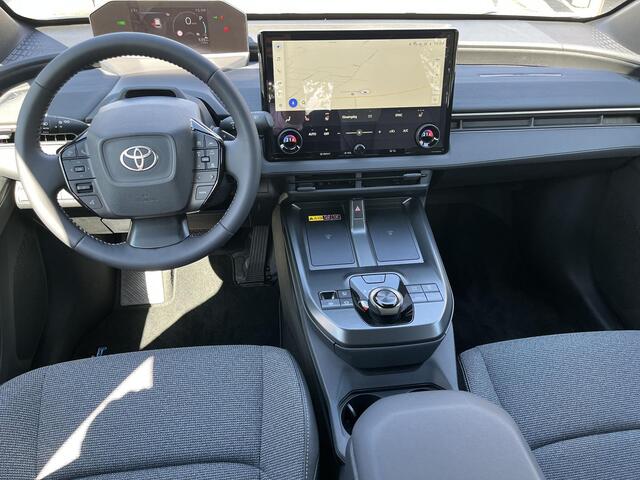 Toyota bZ4X Touring Dynamic 75 kWh | Magnetite Grey metallic | Nieuw uit voorraad leverbaar |