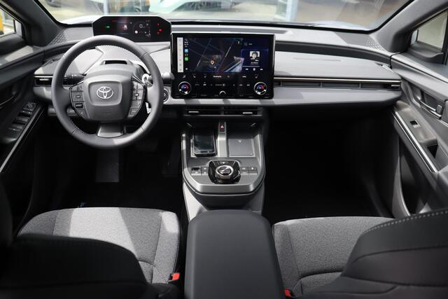 Toyota bZ4X Touring Dynamic Limited 75 kWh €3.000 Inruil Voordeel ! Stoel en stuurverwarming!