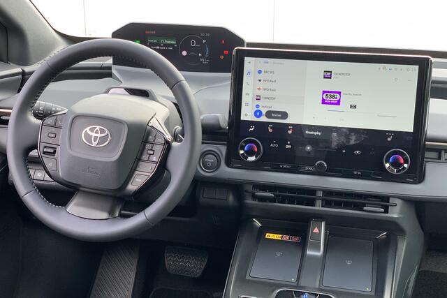 Toyota bZ4X Dynamic 73 kWh / Uit Voorraad leverbaar! / Nu met €1.500 inruilbonus!