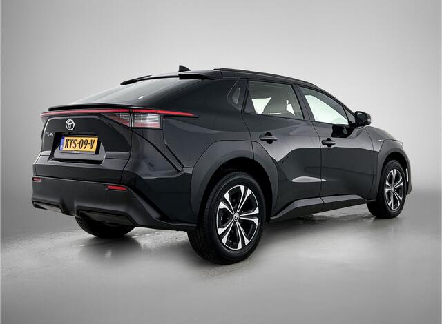 Toyota bZ4X Active 71 kWh ACC | Carplay | Android auto | Camera |