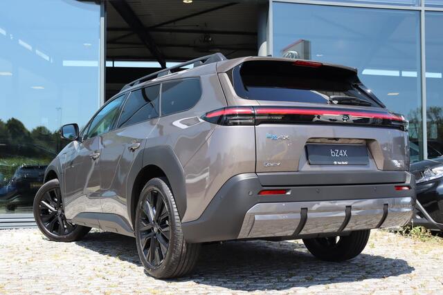 Toyota bZ4X Touring Executive AWD 75 kWh, 20 Inch LM, Panoramadak 1500 Kg trekgewicht, Synthetic Leather Black! – foto 5