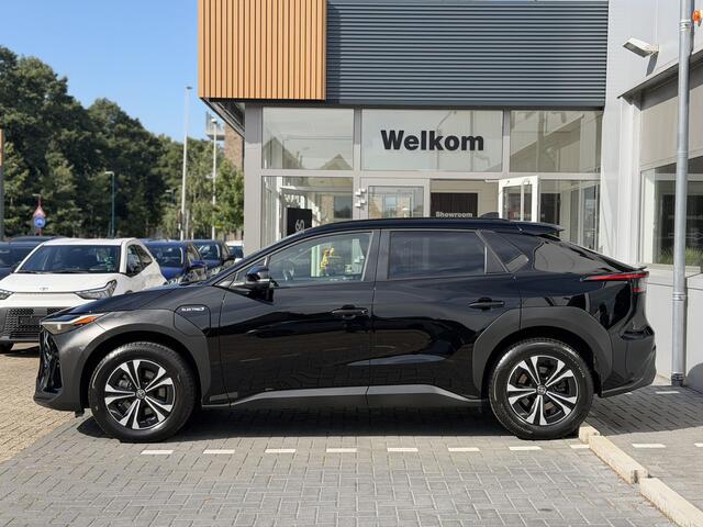 Toyota bZ4X Dynamic 71 kWh | GEEN AFLEVERKOSTEN | 360 Camera, Parkeersensoren, Elektrische achterklep