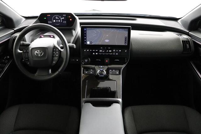 Toyota bZ4X Dynamic 71 kWh | Apple Carplay/Android Auto | Stoel/Stuurverwarming | 3Fase | 360Camera | – foto 4
