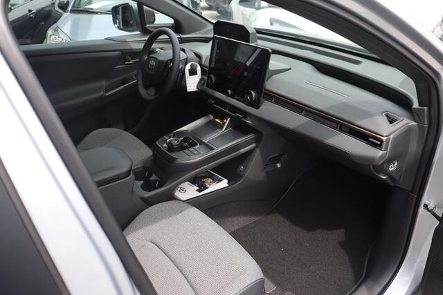 Toyota bZ4X Touring Dynamic limited 75 kWh €3.000 Inruil Voordeel ! Direct leverbaar! – foto 3