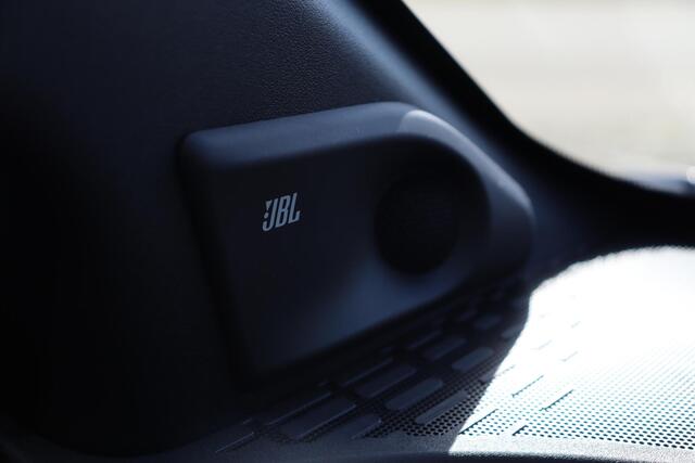 Toyota bZ4X Touring Executive AWD 75 kWh, 20 Inch LM, Panoramadak 1500 Kg trekgewicht, Synthetic Leather Black!