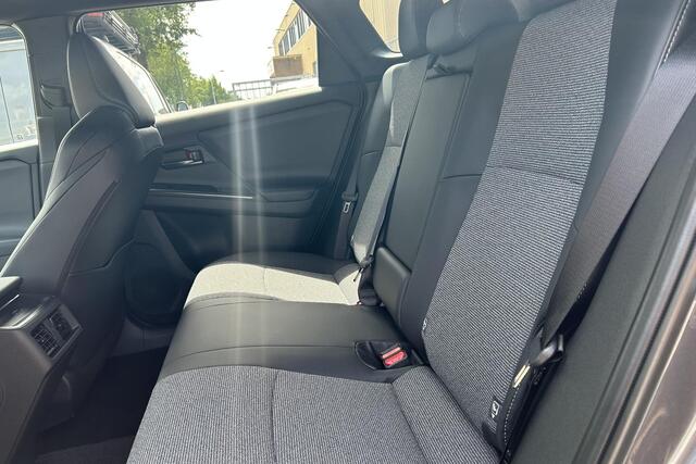 Toyota bZ4X Touring Dynamic Limited Edition AWD 75 kWh, VERWACHT, Nieuw en in november leverbaar met €3.000,- inruilpremie!! – foto 8