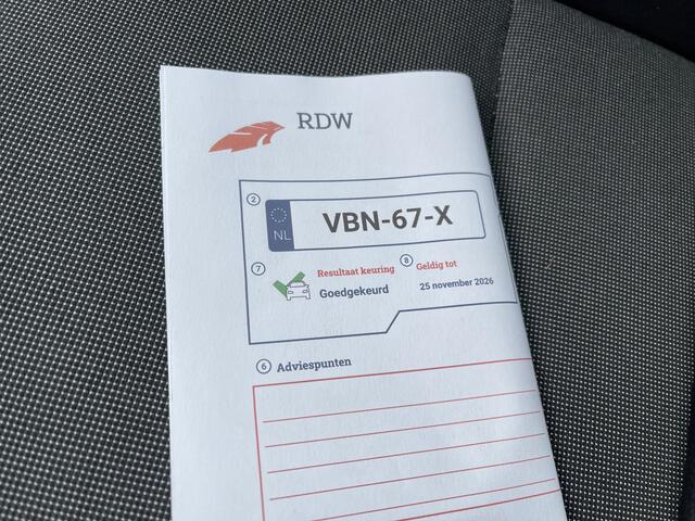 Volkswagen AMAROK 3.0 TDI 164pk 4 Motion Plus Cab Trendline / 2 persoons / vaste prijs rijklaar ¤ 19.950 ex btw / lease vanaf ¤ / 4x4 / airco / trekhaak 3000 kg / euro 6 diesel / bpm vrij