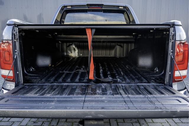 Volkswagen AMAROK 3.0 TDI V6 L2H1 | 4Motion | Aventura | DC | 259 PK | Leder | Automaat | Schakelflippers