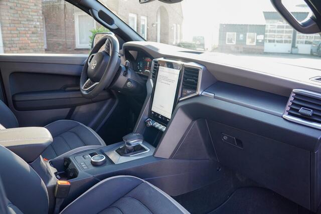 Volkswagen AMAROK 3.0 TDI V6 240 pk Aventura Elek. Rolkoffer Navi, 360 Camera, 21" LMV, IQ LED Koplampen, 2-Zits