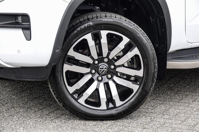 Volkswagen AMAROK 3.0Tdi V6 241Pk Aut. | Aventura | 4-Motion | Roll Bar | Harman-Kardon | Trekhaak | 360° Camera | 21'' | Clear White