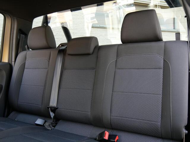 Volkswagen AMAROK DOUBLE CAB 3.0TDI 4MOTION DARK LABEL/ TREKHAAK/ TONNEAU COVER/ STYLING BAR