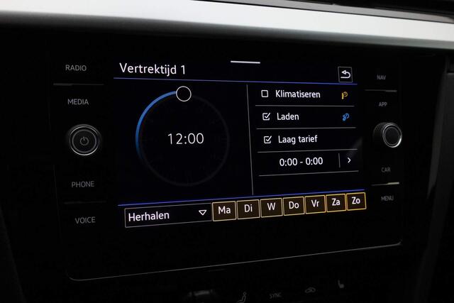 Volkswagen Arteon 1.4 TSI 218PK DSG eHybrid R-Line Business+ | Pano | Leder/alcantara | Adaptief onderstel | Stoelverwarming | Camera | Navi | ACC | Keyless | ErgoComfort
