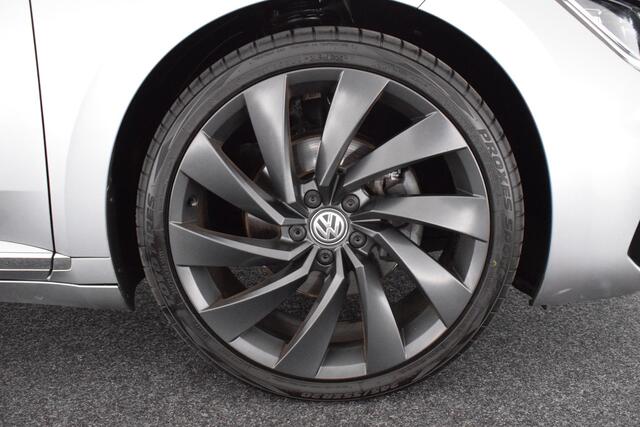Volkswagen Arteon 2.0 TDI 150pk DSG 2x R-Line Camera Keyless Panoramadak Virtual Cockpit Navigatie
