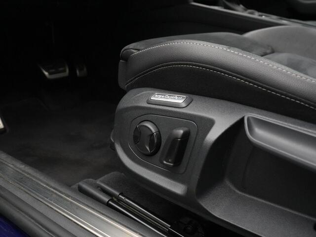 Volkswagen Arteon 1.5 TSI 150 pk DSG Business R / R-Line | Panoramadak | Trekhaak | Navigatie Discover Pro | Achteruitrijcamera