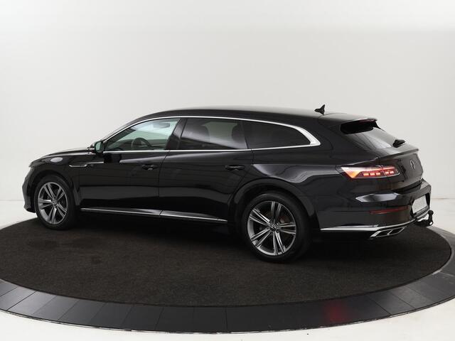 Volkswagen Arteon Shooting Break 1.4 TSI eHybrid R-Line | Trekhaak | Stoelverwarming | Carplay | Leder/Alcantara | Adaptive cruise | Achterbankverwarming | Camera | Navigatie | Half leder