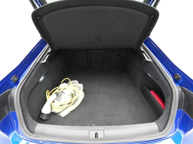 Volkswagen Arteon 1.4 TSI 218pk eHybrid R Line Business+ Panorama Trekhaak 360 Camera DCC