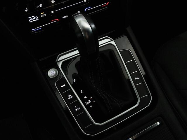 Volkswagen Arteon R-Line 1.4 TSI 218 PK DSG eHybrid | LED Matix IQ | DCC | Navigatie PRO | Travel Assist | Achteruitrijcamera |