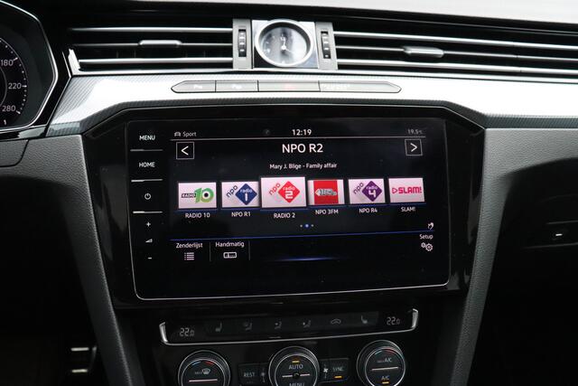 Volkswagen Arteon 1.5 TSI Business R DSG | LEDER | PANO-DAK | CAMERA | STOELVERW. | CRUISE | NAVI | APPLE CARPLAY |