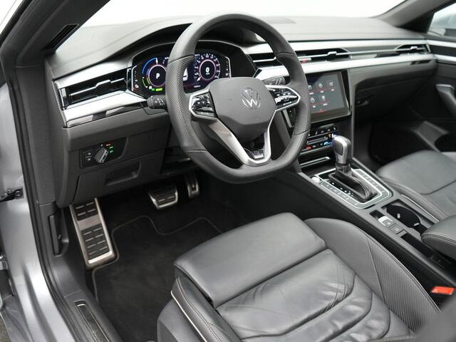 Volkswagen Arteon Shooting Brake 1.4 TSI 218 pk DSG eHybrid | Panoramadak | Leder | Navigatie Discover Pro | Geheugen-/massagestoel | Adaptief onderstel | Stoel-/achterbankverwarming