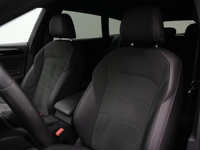 Volkswagen Arteon Shooting Brake 2.0 TSI 190 pk DSG R-Line Business+ | LED | Achteruitrijcamera | Stoel-/achterbankverwarming | Adaptive Cruise | Keyless