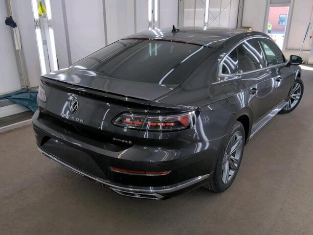 Volkswagen Arteon 1.4 TSI eHybrid R-Line Business+ | WORDT VERWACHT | Leder | Elec. klep | Clima |