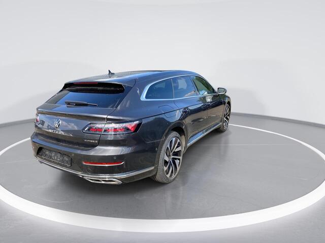 Volkswagen Arteon Shooting Brake 1.4 TSIeHybrid 160kW/218PK R-Line DSG · Panoramadak · Trekhaak · Camera + Parkeersensoren