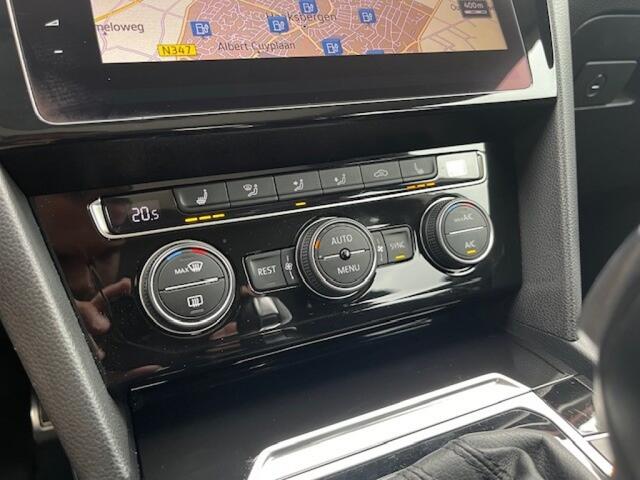 Volkswagen Arteon 1.5 TSI ELEGANCE BNS STOELVERW. - CAMERA - PANO. DAK - TREKH.
