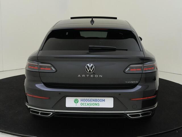 Volkswagen Arteon Shooting Brake 1.4 TSI eHybrid R-Line Business | Panoramadak | Trekhaak | Adaptieve demping | Lederen bekleding | Stoel- en stuurwielverwarming | Keyless | Achteruitrijcamera | Navigatie |