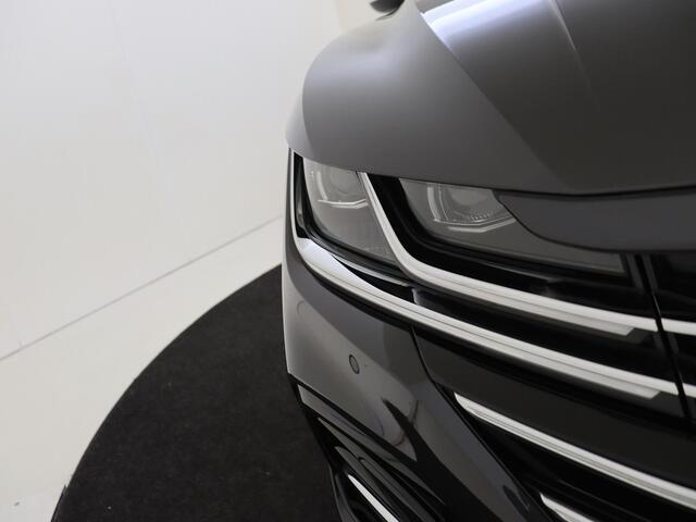 Volkswagen Arteon Shooting Brake 1.4 TSI eHybrid R-Line Business | Panoramadak | Trekhaak | Adaptieve demping | Lederen bekleding | Stoel- en stuurwielverwarming | Keyless | Achteruitrijcamera | Navigatie |